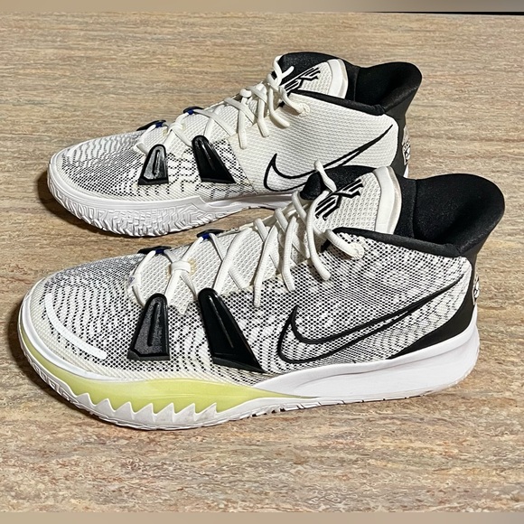 kyrie brooklyn beats shoes